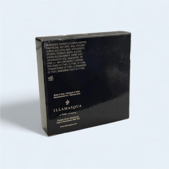 Illamasqua- Beyond Powder (Risque) - Picture 5 of 8